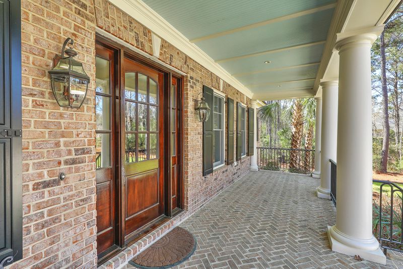 2077 Shell Ring Cir, Mount Pleasant, SC 29466
