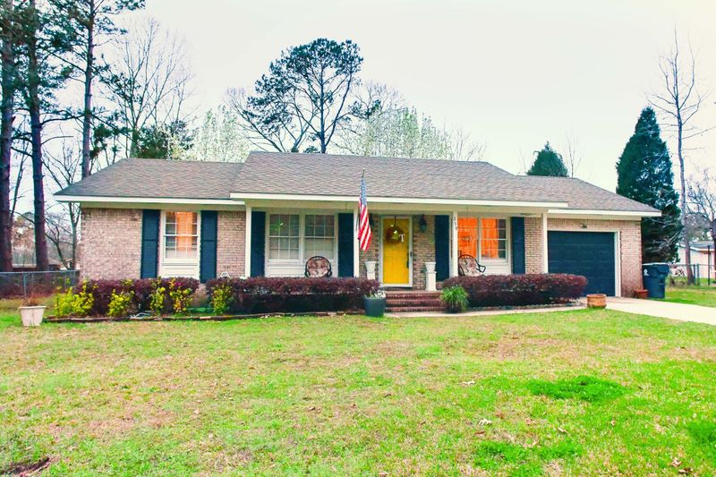 359 Oxford Rd, Ladson, SC 29456