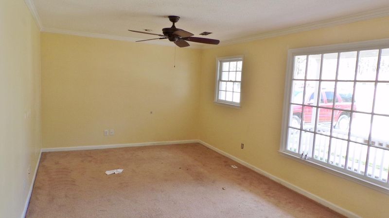 108 Six Iron Ln, Summerville, SC 29483