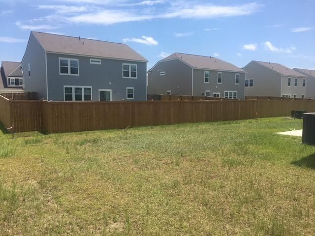 137 Hyrne Dr, Goose Creek, SC 29445