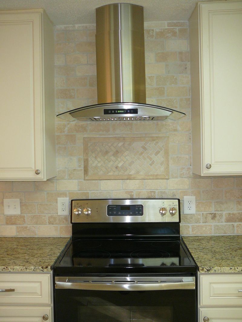 102 Sawmill Dr, Summerville, SC 29483