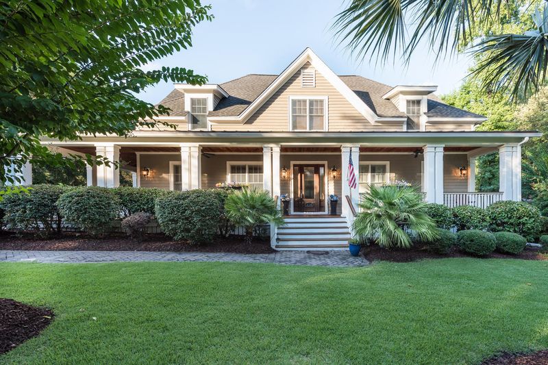 414 Elfes Field Ln, Charleston, SC 29492