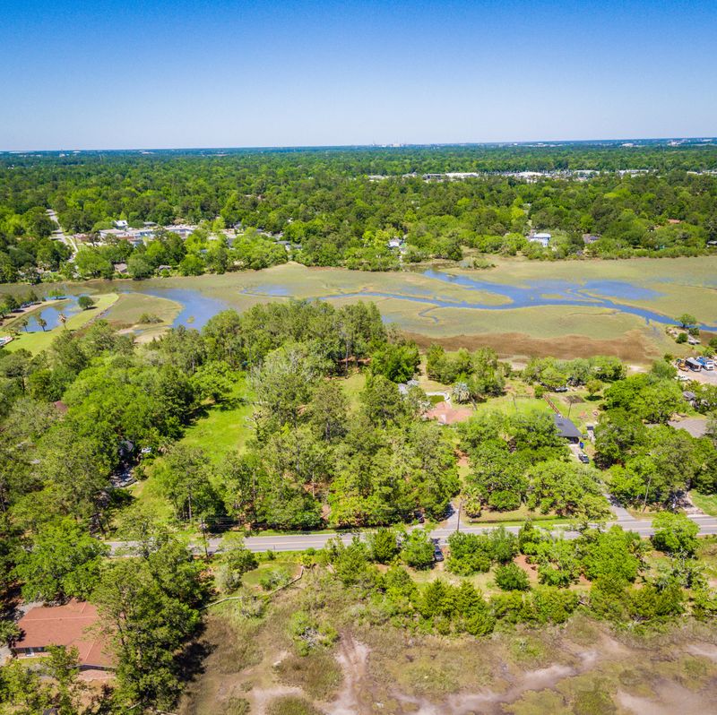212 Wappoo Rd, Charleston, SC 29407