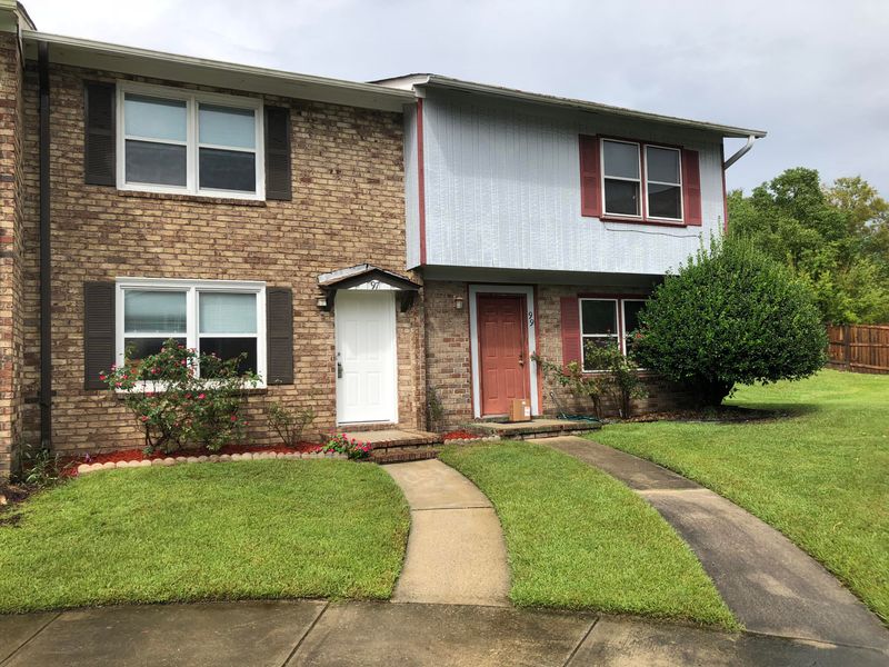 97 Bassett Ct, Goose Creek, SC 29445