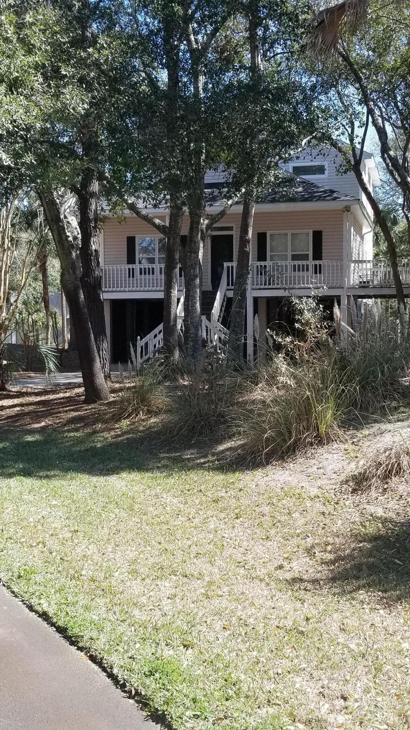 17 44th Ave, Isle Of Palms, SC 29451