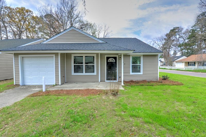 100 Robert Dr, Ladson, SC 29456