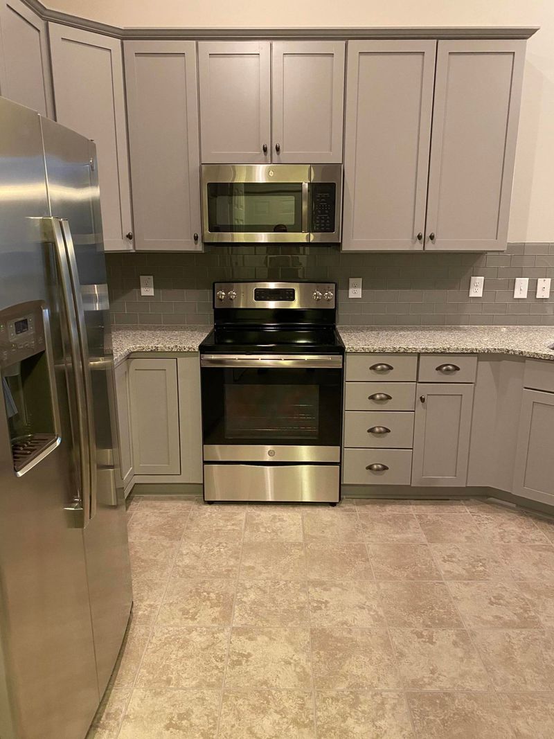 8800 Dorchester Rd #4602, North Charleston, SC 29420