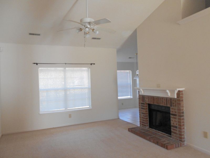 109 Amberside Dr, Goose Creek, SC 29445