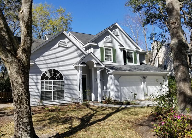 1934 Oak Tree Ln, Mount Pleasant, SC 29464