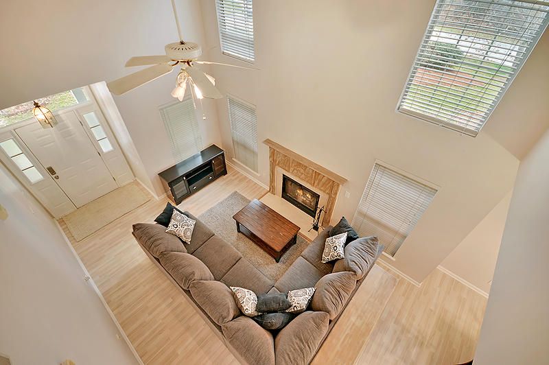 101 Stonehurst Dr, Goose Creek, SC 29445