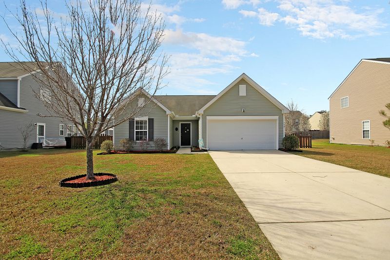 590 English Oak Cir, Moncks Corner, SC 29461