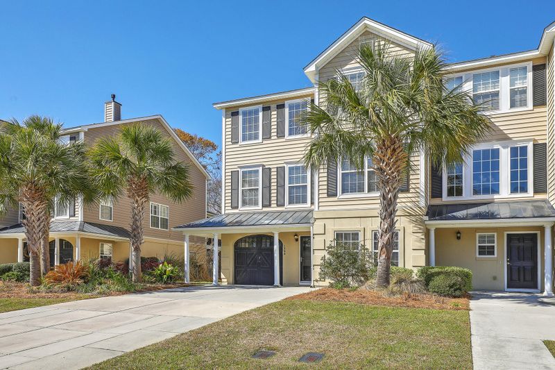 1398 Hamlin Park Cir, Mount Pleasant, SC 29466
