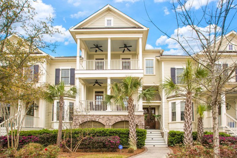 306 Island Park Dr, Charleston, SC 29492