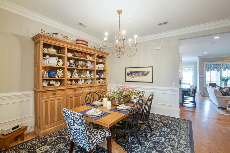 306 Island Park Dr, Charleston, SC 29492