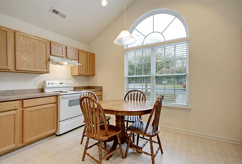 183 Darcy Ave, Goose Creek, SC 29445