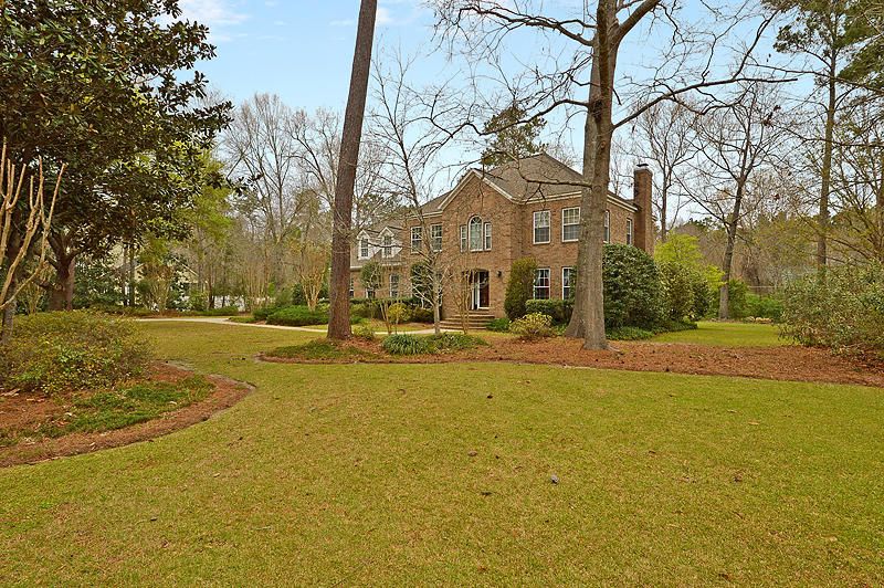 520 Barfield Dr, Summerville, SC 29485