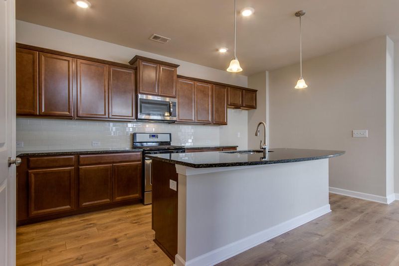 303 Garrison St, Summerville, SC 29486