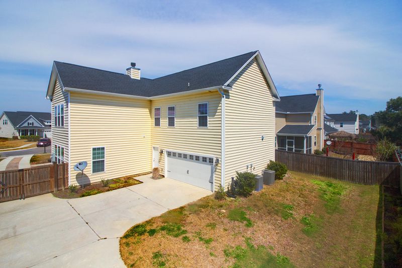 203 Berwick Dr, Summerville, SC 29483
