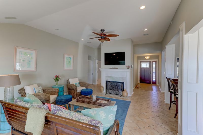 1001 E Arctic Ave, Folly Beach, SC 29439