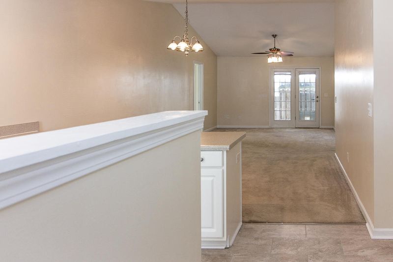 324 Reagan Dr, Summerville, SC 29483