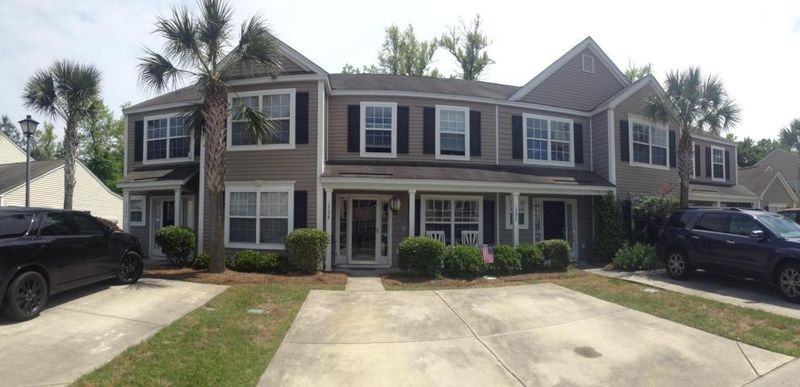 1305 Island Club Dr #B, Charleston, SC 29492
