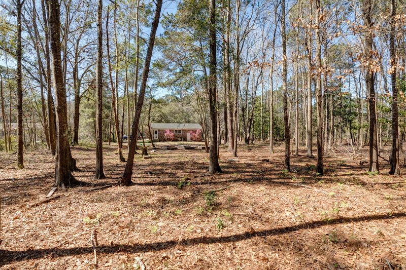 1879 Bohicket Rd, Johns Island, SC 29455