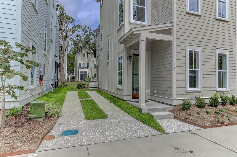 133 Bratton Cir, Mount Pleasant, SC 29464