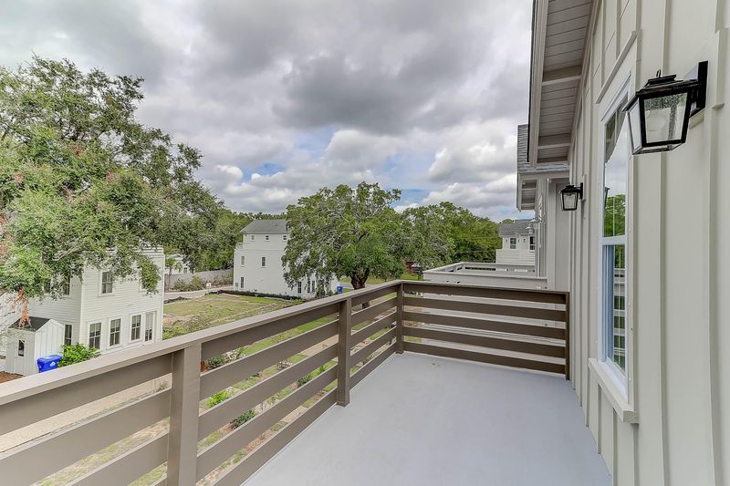 133 Bratton Cir, Mount Pleasant, SC 29464