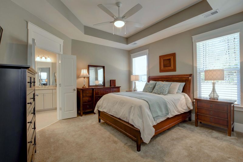 3033 Cross Vine Ln, Summerville, SC 29483