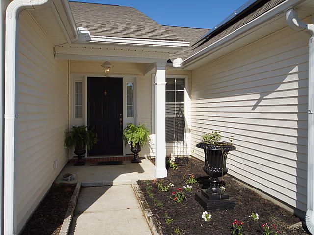 1320 Sassafrass Cir, Mount Pleasant, SC 29466