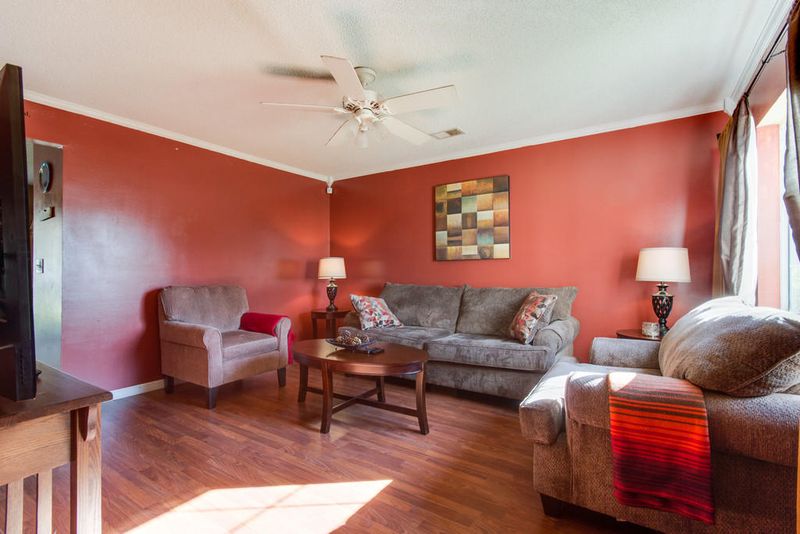 160 Apache Dr, Summerville, SC 29483