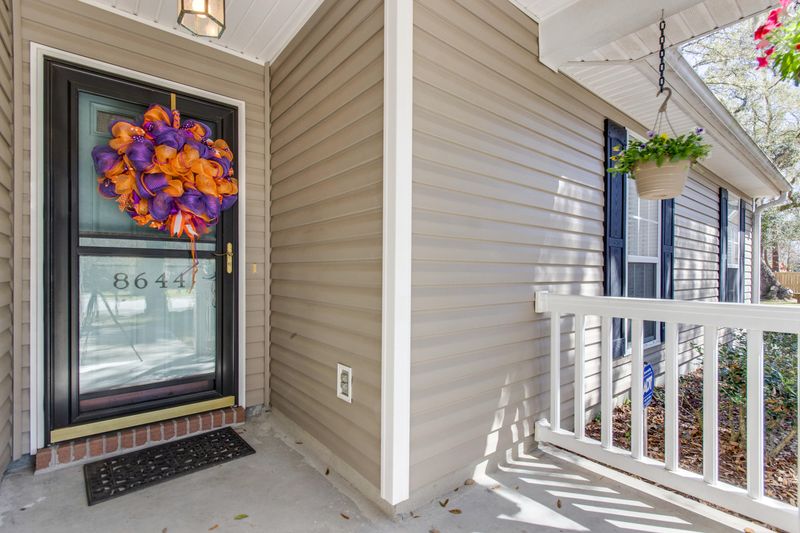 8644 Hickory Creek Ct, North Charleston, SC 29420