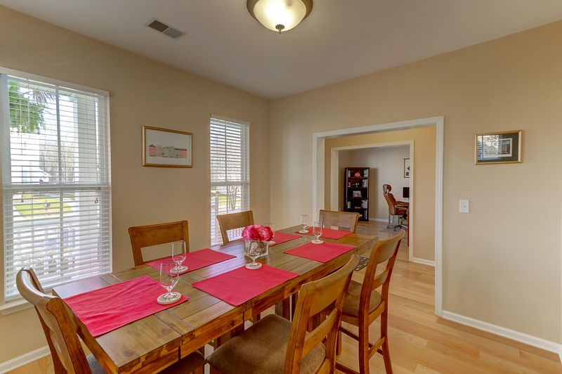 125 Cypress View Rd, Goose Creek, SC 29445