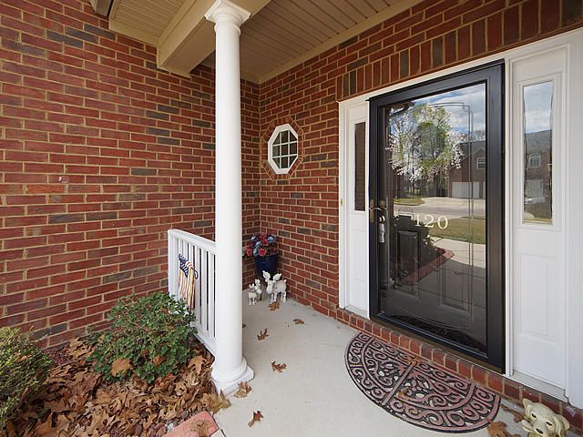 120 Dasharon Ln, Goose Creek, SC 29445