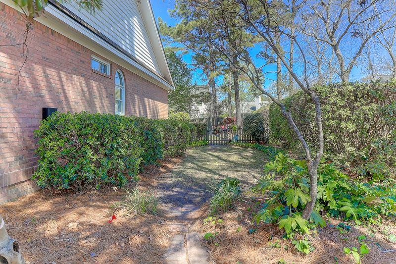 1321 Hidden Lakes Dr, Mount Pleasant, SC 29464