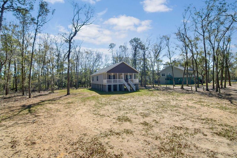 44 Palmetto Pointe Ln, Edisto Island, SC 29438