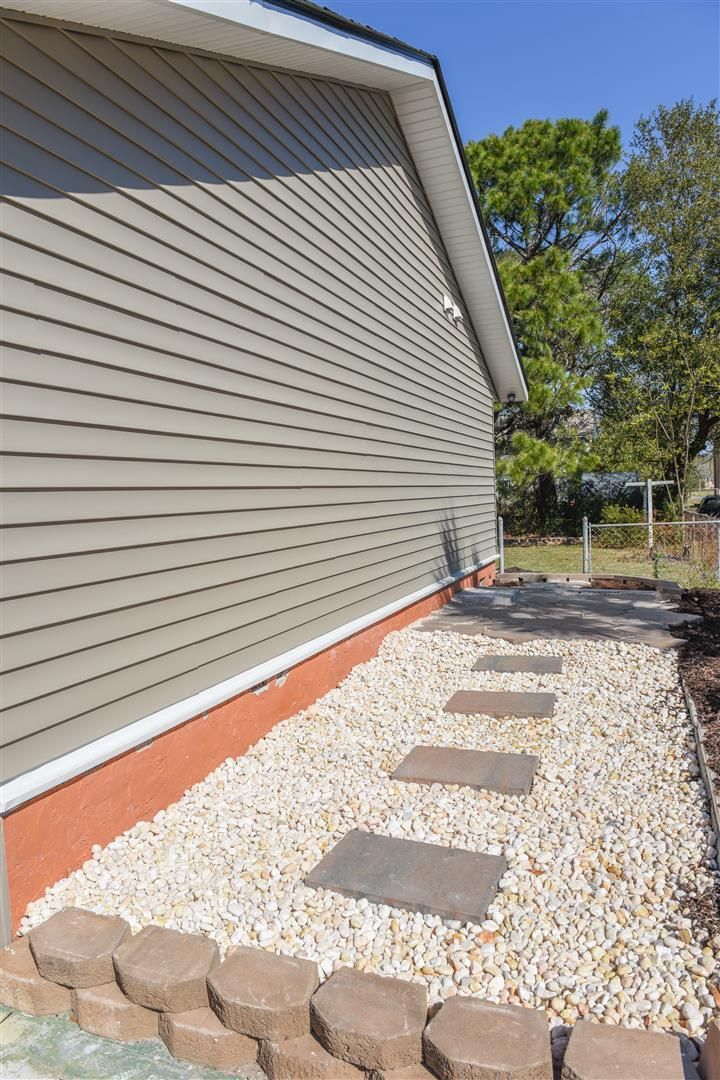 1510 Westway Dr, Charleston, SC 29412