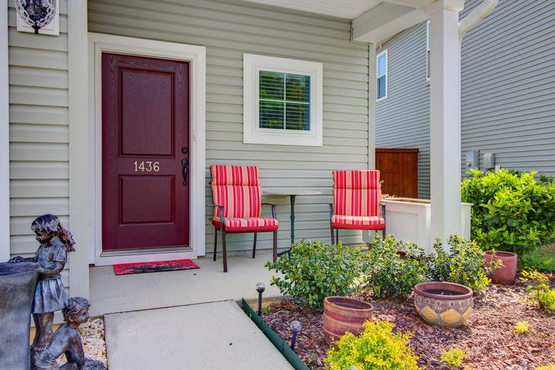 1436 Oldenburg Dr, Mount Pleasant, SC 29466