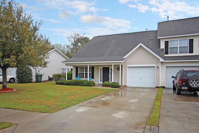 7317 Stoney Moss Way, Hanahan, SC 29410