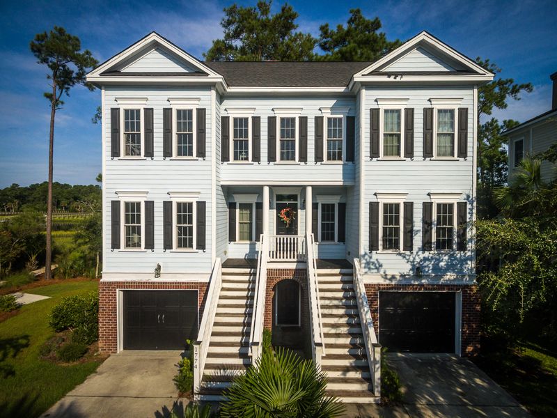 1774 Bergenfield Rd, Mount Pleasant, SC 29466