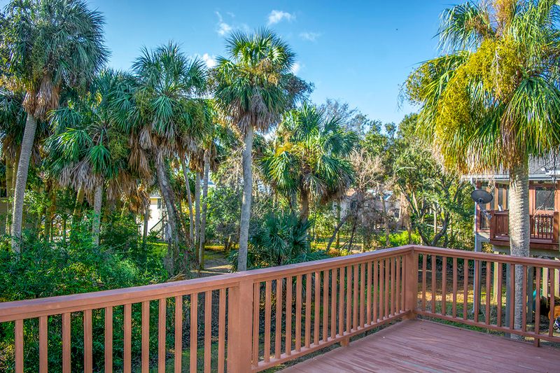 712 Sandpiper Ridge Rd, Edisto Beach, SC 29438