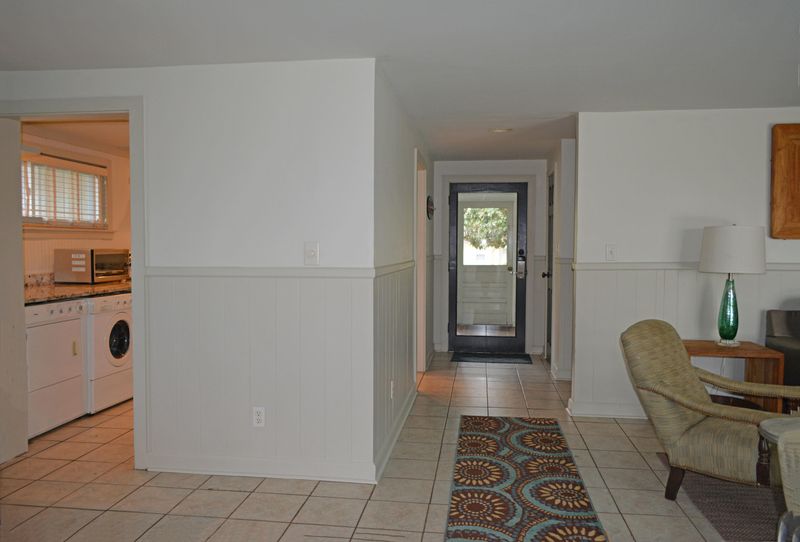 106 W Indian Ave, Folly Beach, SC 29439