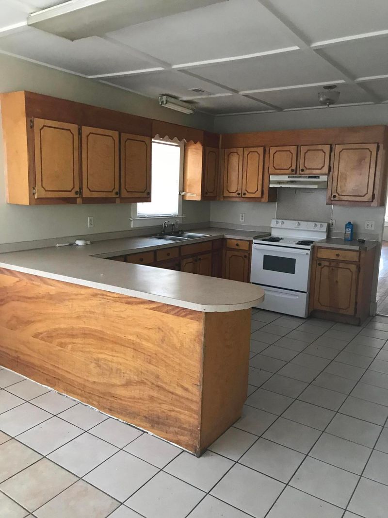 2600 Midland Park Rd, North Charleston, SC 29406