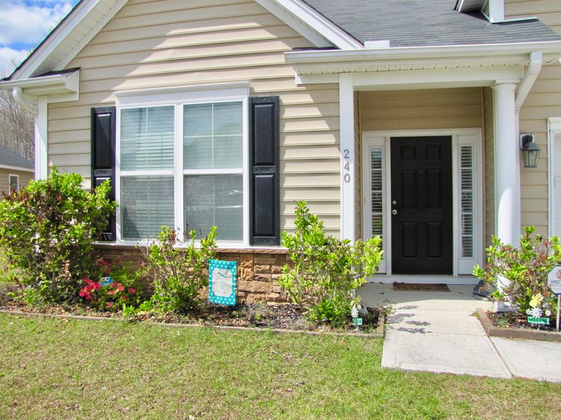 240 Palmetto Village Cir, Moncks Corner, SC 29461