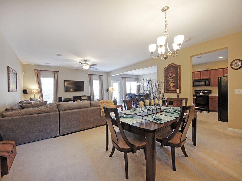 249 Berwick Dr, Summerville, SC 29483