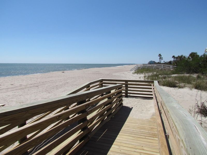 1615 Lybrand St, Edisto Beach, SC 29438