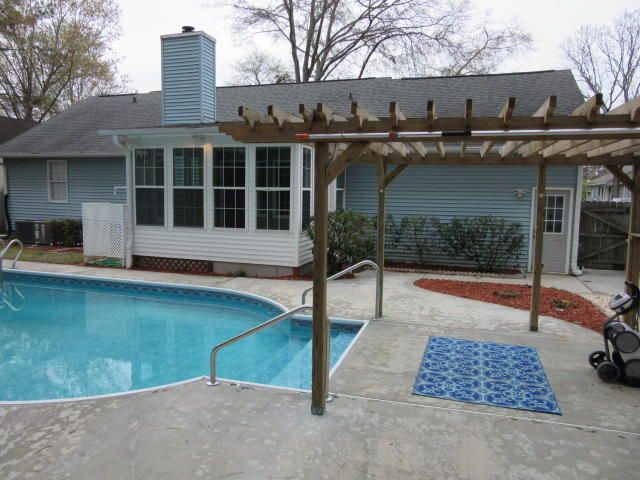 1218 Scotch Pine Ln, Ladson, SC 29456