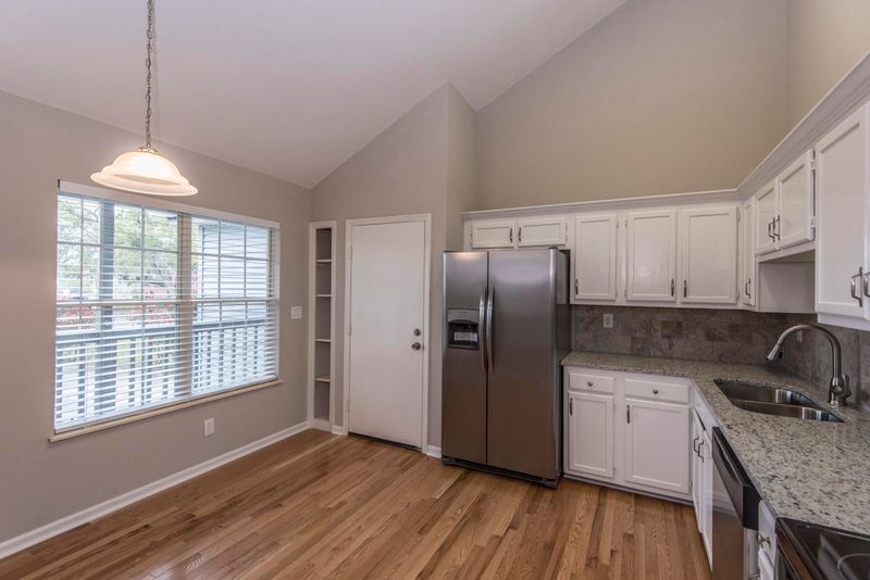 2364 Parkstone Dr, Charleston, SC 29414