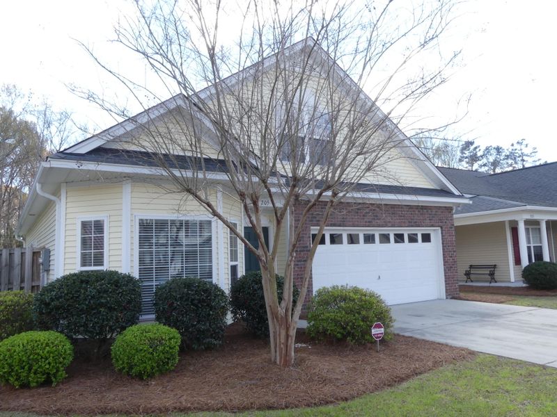 205 Garden Grove Dr, Summerville, SC 29485