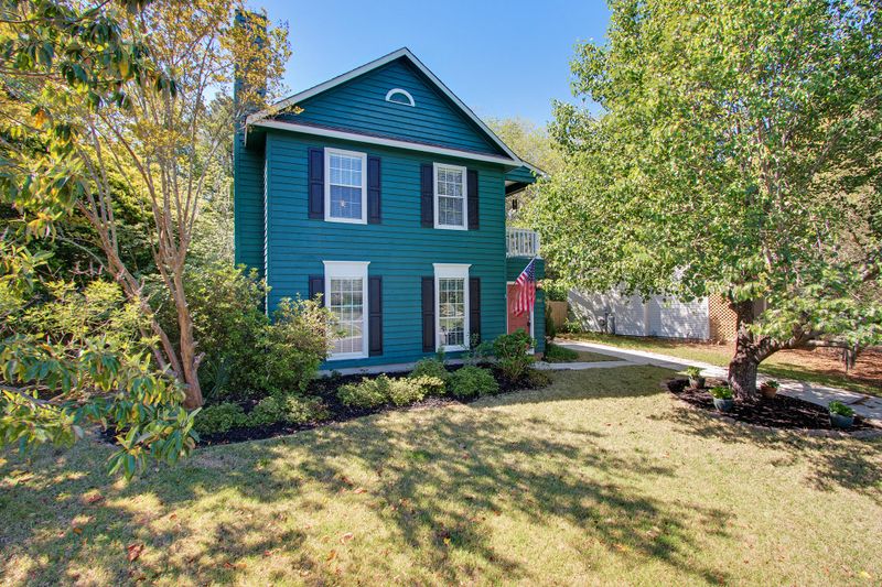 352 Mt Royall Dr, Mount Pleasant, SC 29464